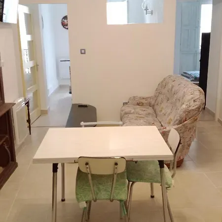 Bed and breakfast L'ombrelle Carcasona